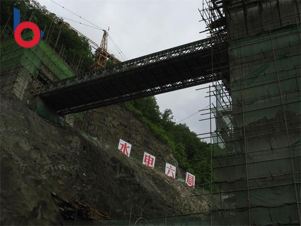 吉林省通化市中国水电六局，高空桥321（100）型30米双排单层加强型