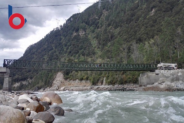 西藏林芝波密县200型64米四排单层加强型，国内较大的单跨桥之一