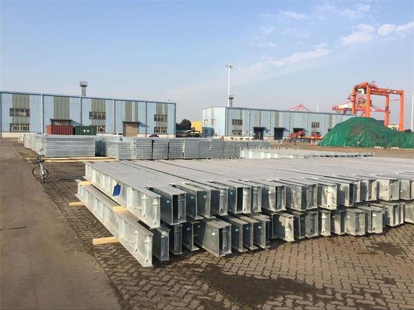 2015���������31����800�ֶ�п���׸���