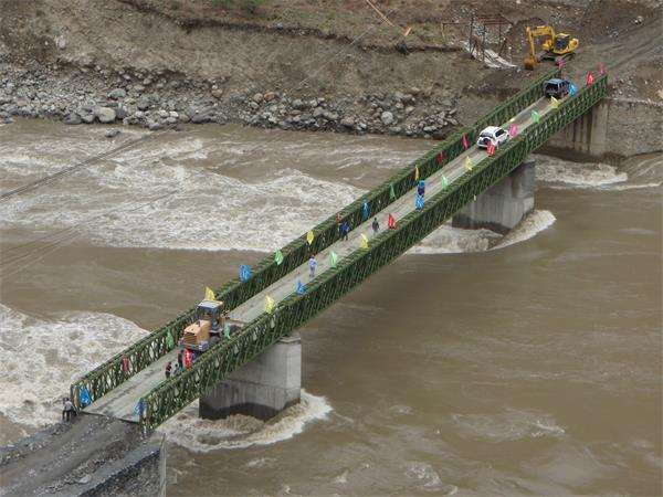 �Ĵ�ʡľ���ؿ��·��������200��108�׵���60.96�����ŵ����ǿ��